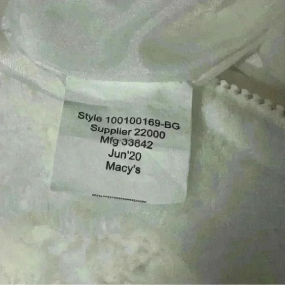 First Impressions Baby Bunny Bunting Size 6-9 Month - Macy’s 2020 - Picture 8 of 11